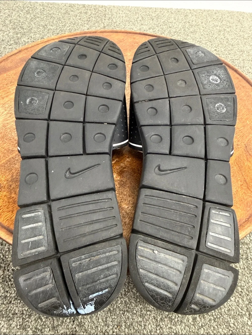 Nike Sandals Wm 10 *FLAWS Black White Slide Comfort Footbed Foam Cushion